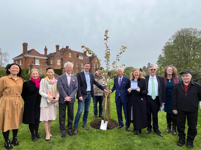 Dorneywood planting ceremony